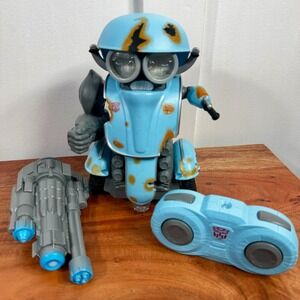 Transformers Bumblebee Movie Sqweeks RC Robot Blue Remote Control Figure 72072